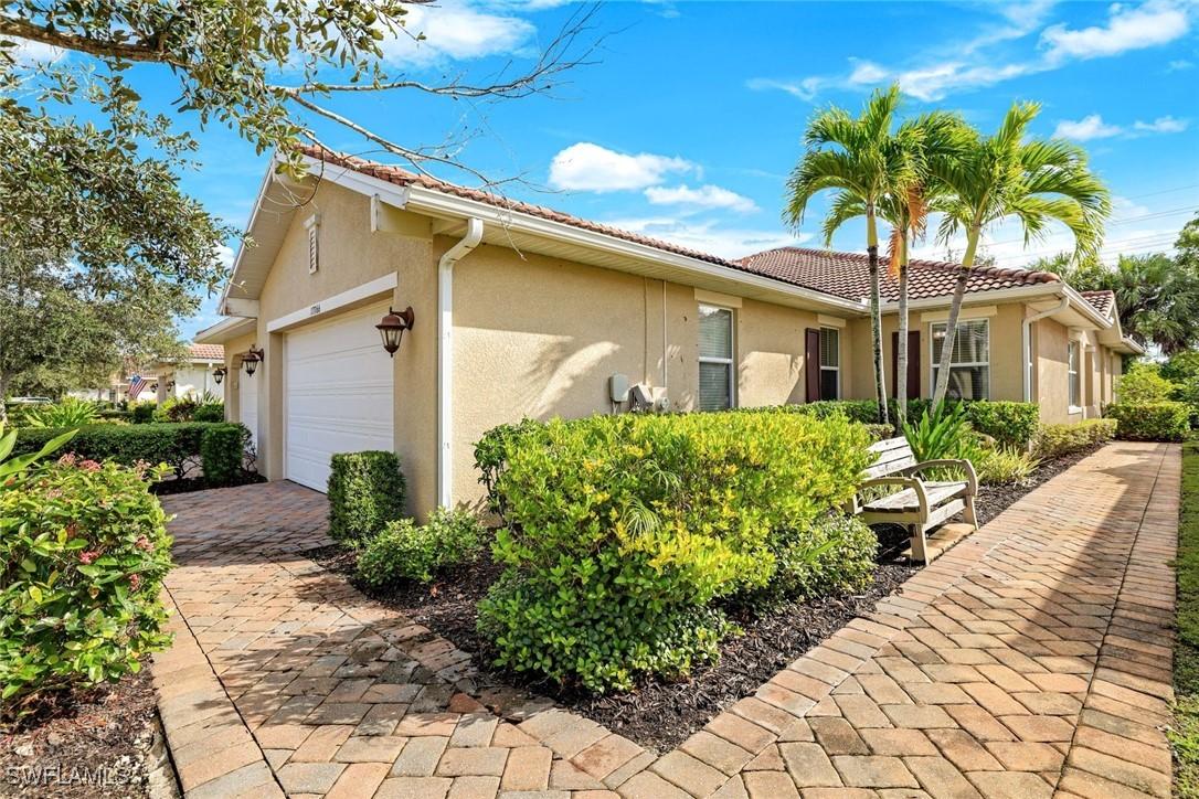 13366 Kent St., Naples, FL 34109