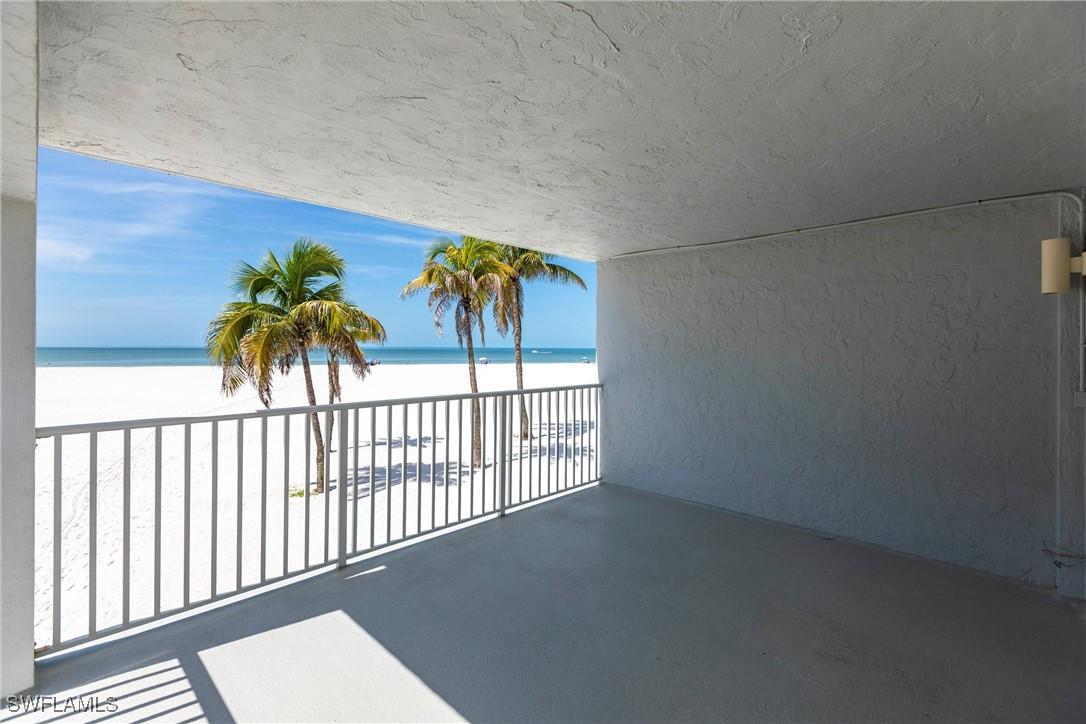 2560 Estero Blvd. #1B, Fort Myers Beach, FL 33931