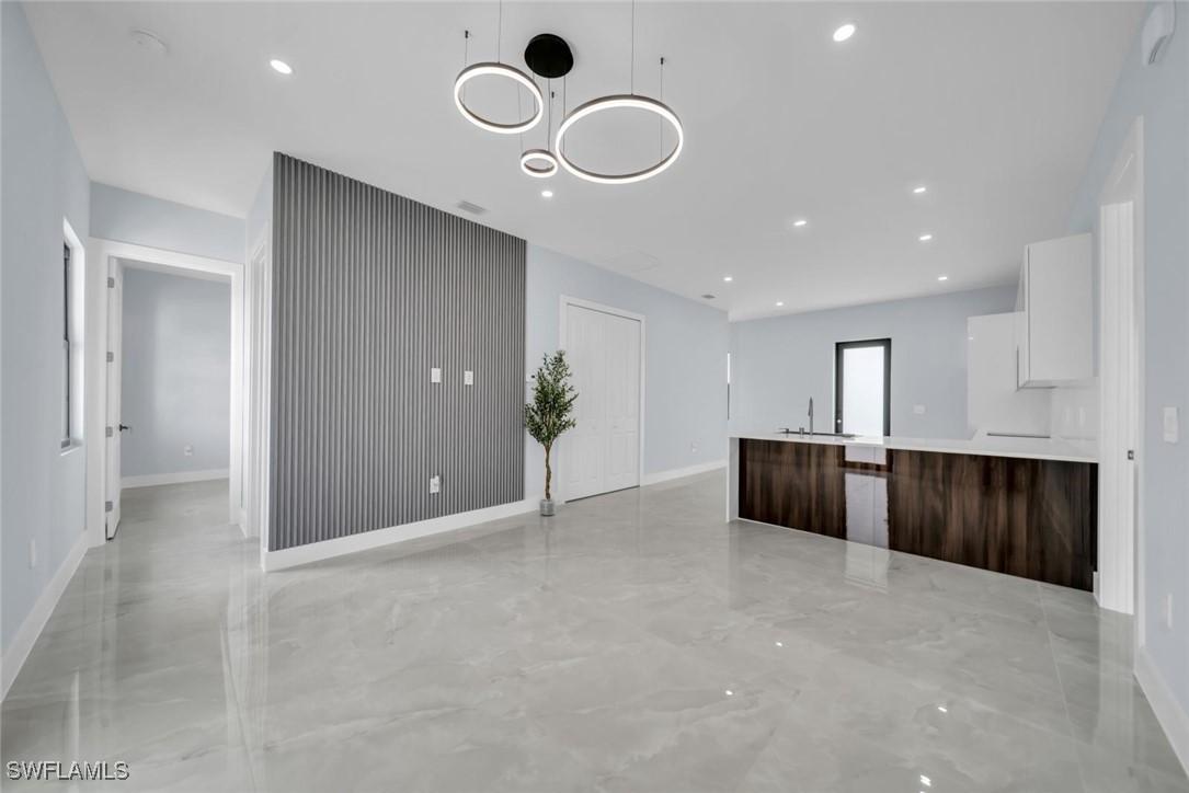 939 Commodore St., Lehigh Acres, FL 33974