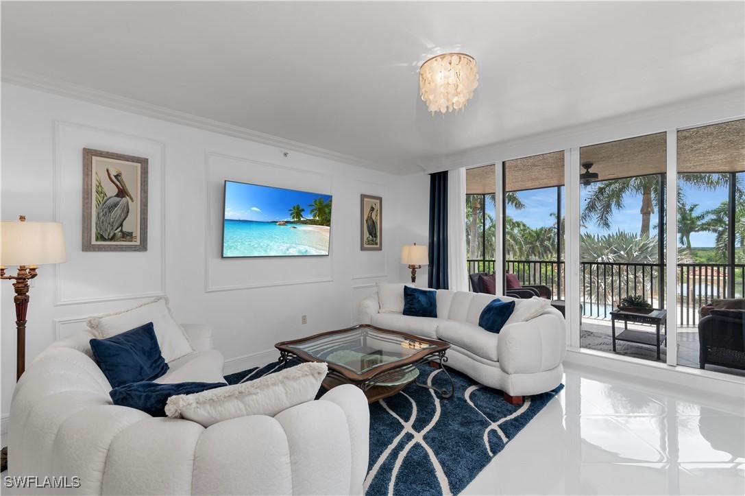 1060 Borghese Ln. #204, Naples, FL 34114