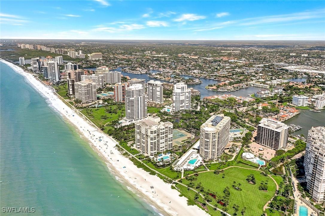 4041 Gulf Shore Blvd. #403, Naples, FL 34103