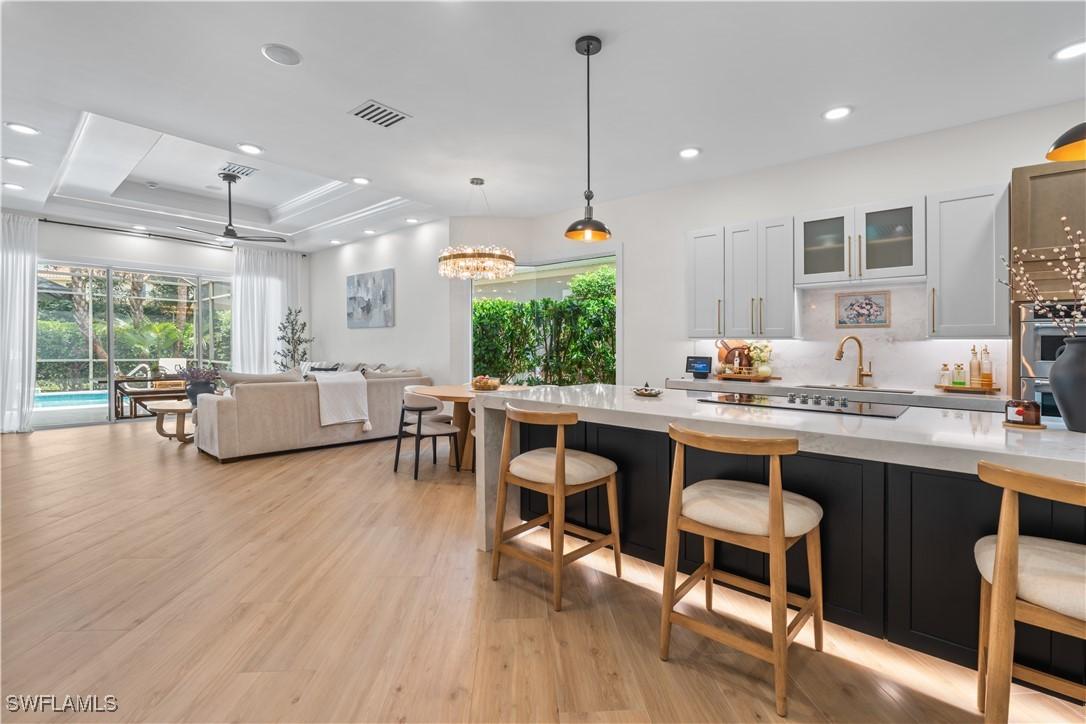 3083 Santorini Ct., Naples, FL 34119