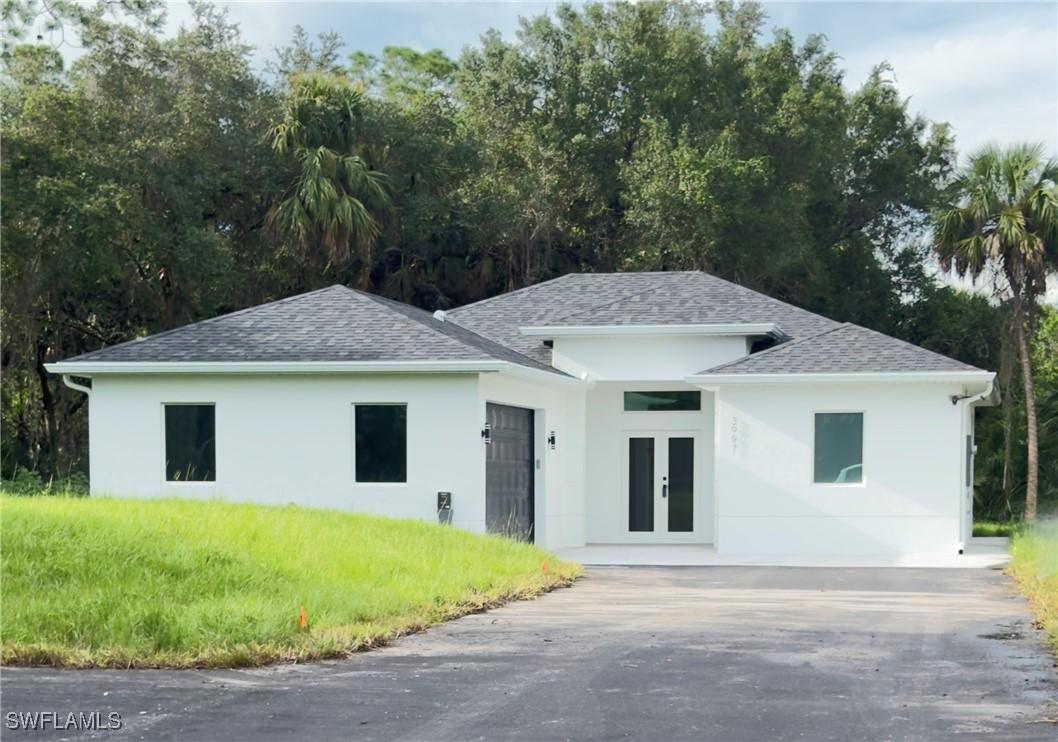 3997 18 Ave., Naples, FL 34117