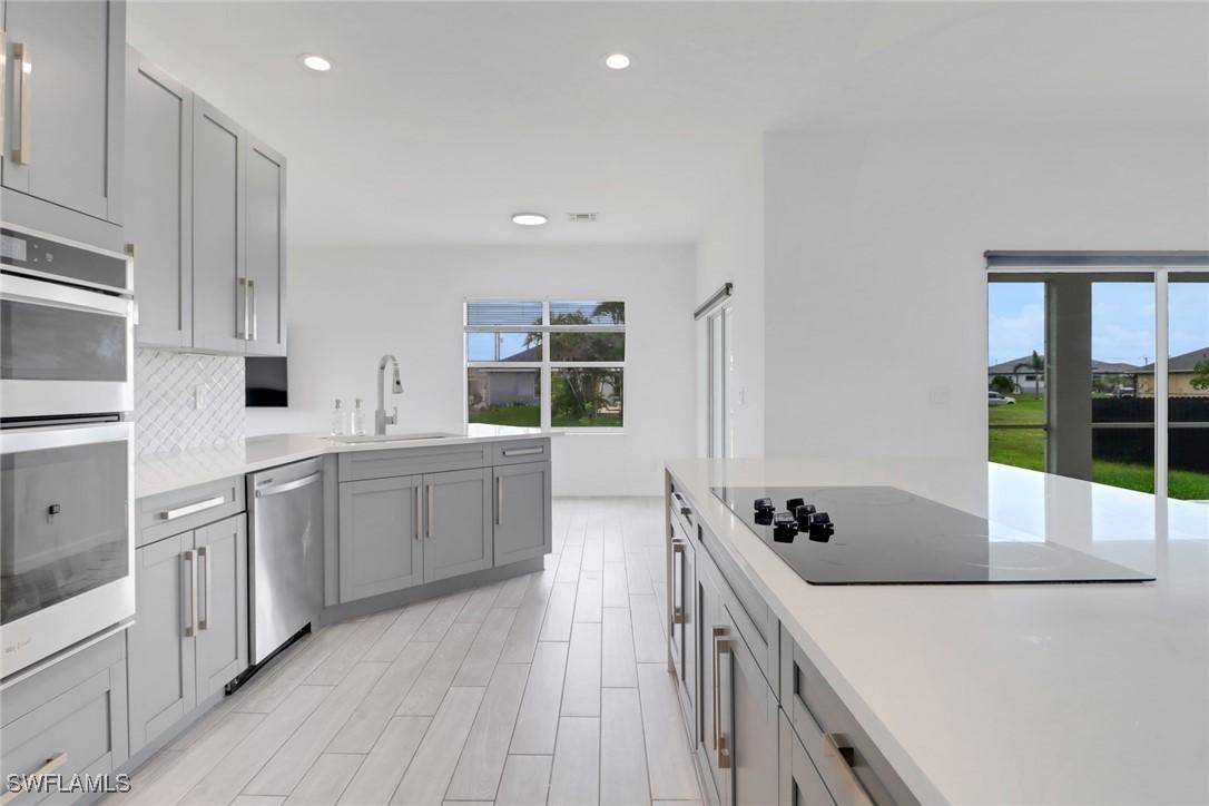 1022 Nelson Rd., Cape Coral, FL 33993