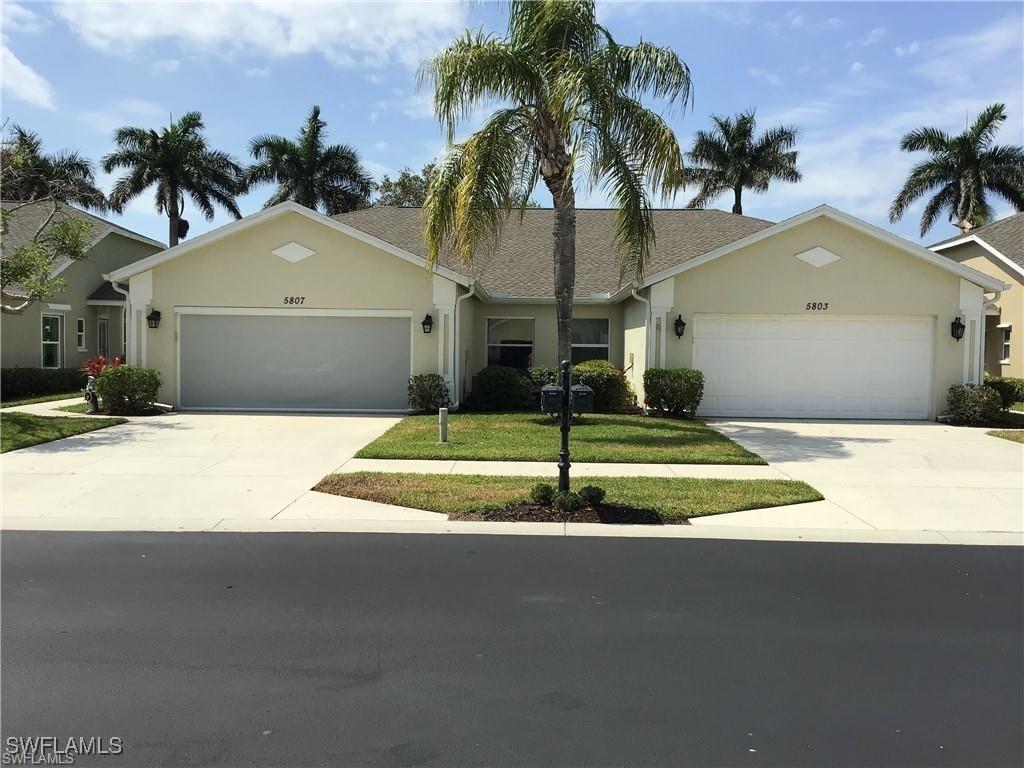 5803 Greenwood Cir. #125, Naples, FL 34112