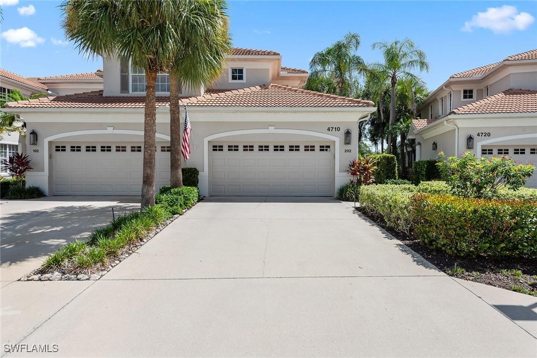 4710 Shinnecock Hills Ct. #202, Naples, FL 34112