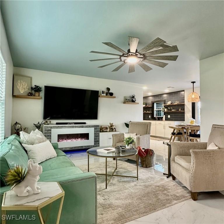 5426 26th Pl., Naples, FL 34116