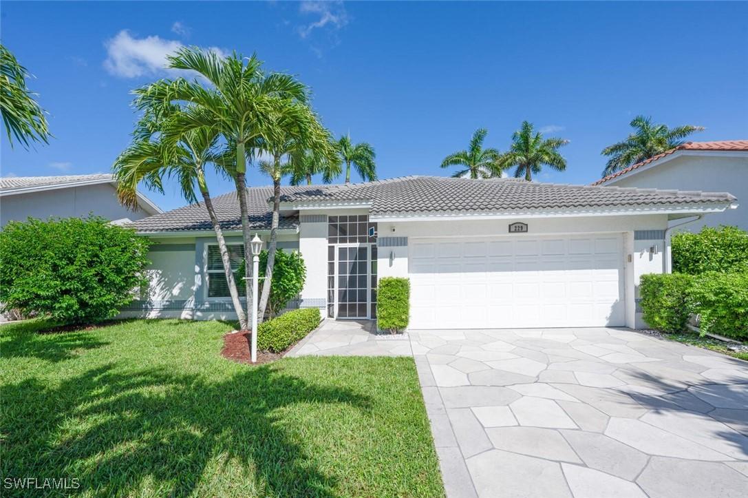 229 Countryside Dr., Naples, FL 34104