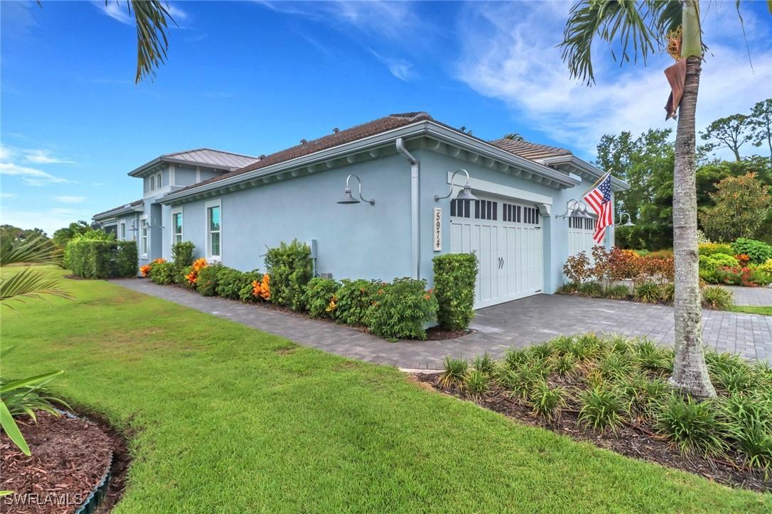 5974 Haiti Dr., Naples, FL 34113