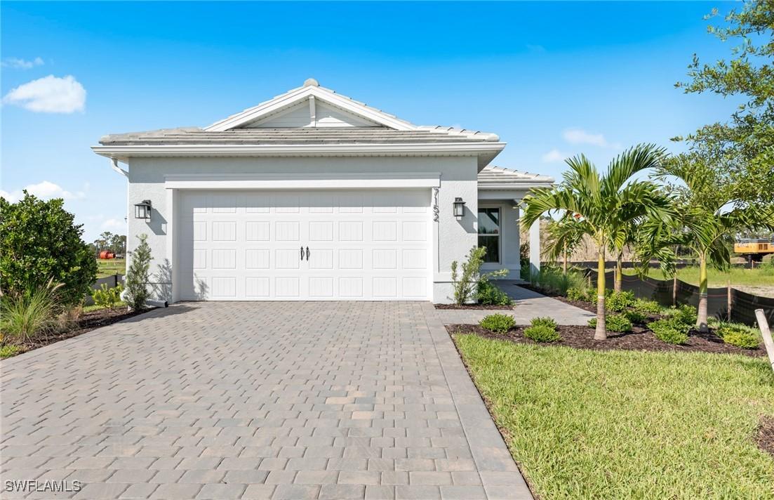 7152 Chapel Creek Ln., North Fort Myers, FL 33917