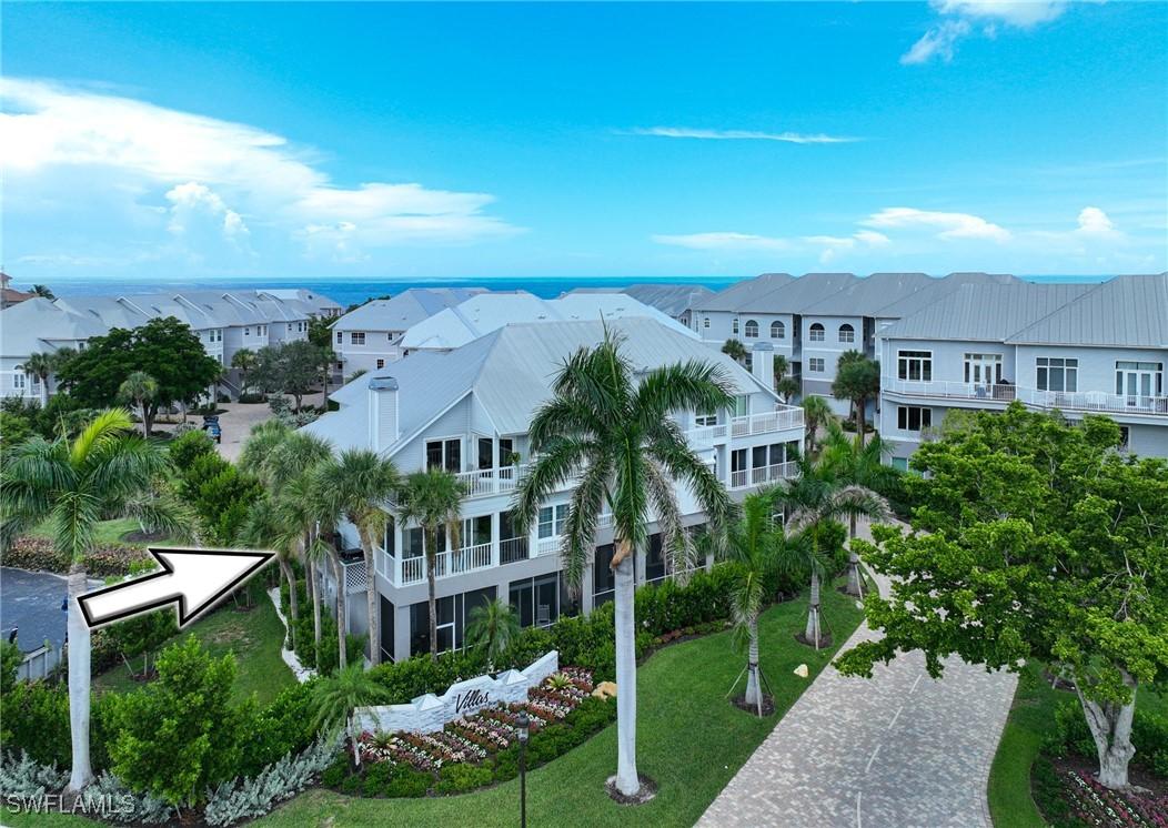 175 Barefoot Cir., Bonita Springs, FL 34134