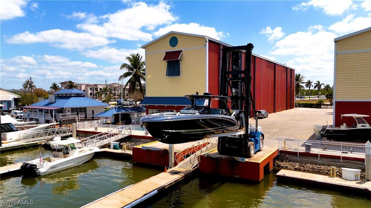 750 River Point Dr., Naples, FL 34102