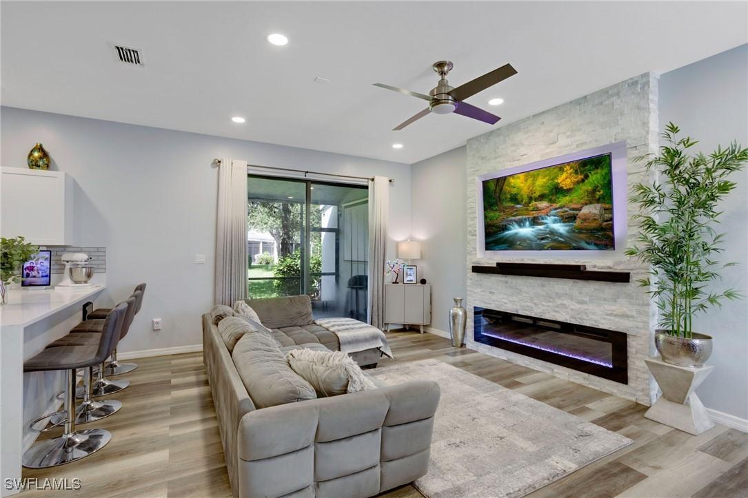 15659 Summit Place Cir., Naples, FL 34119