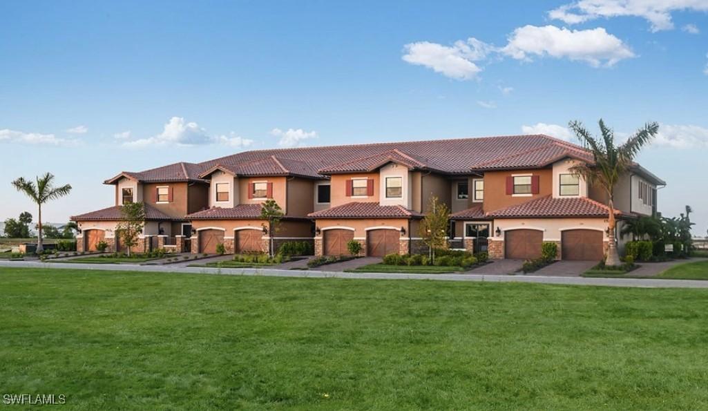 15319 Lucerna St. #204, Naples, FL 34114