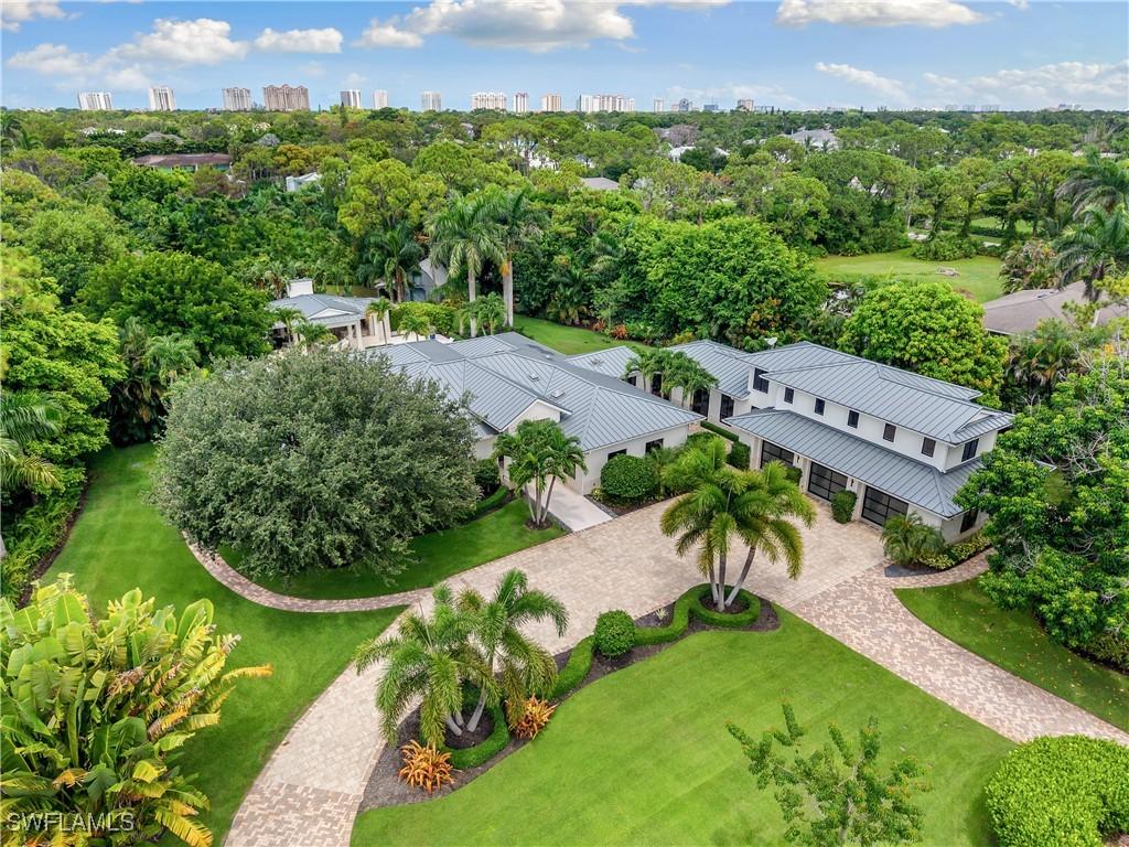 233 Ridge Dr., Naples, FL 34108