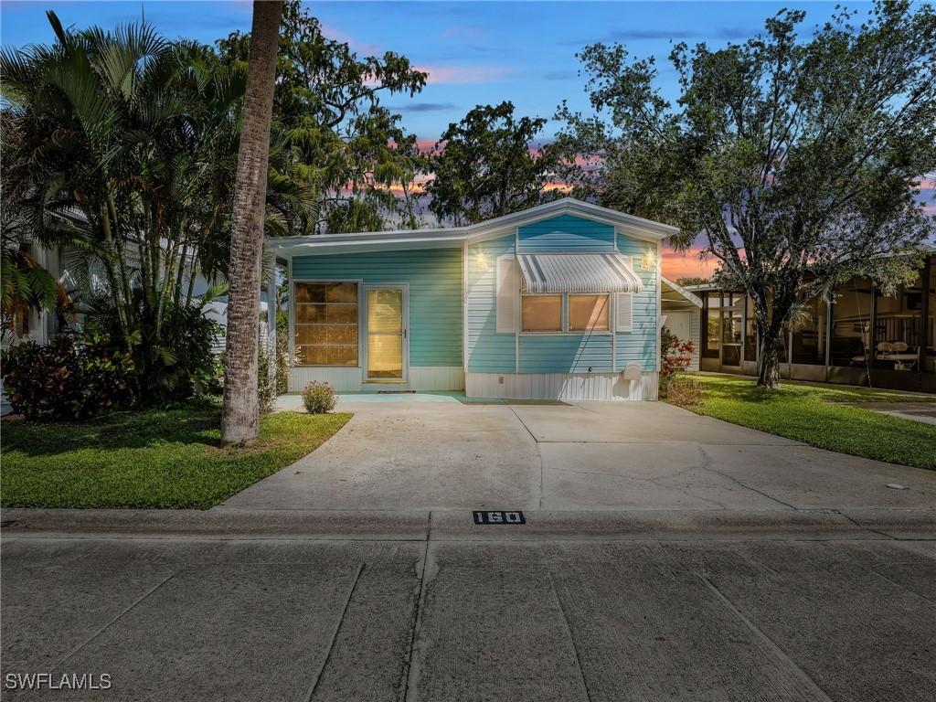 160 Cheetah Dr., Naples, FL 34114