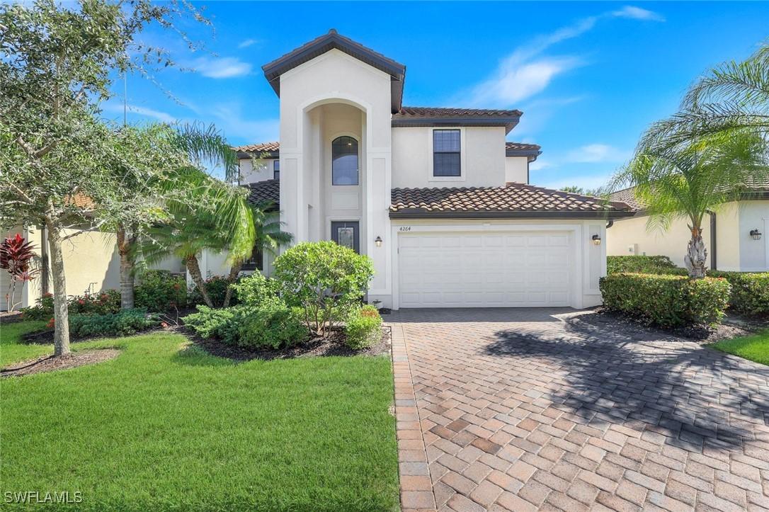 4264 Raffia Palm Cir., Naples, FL 34119