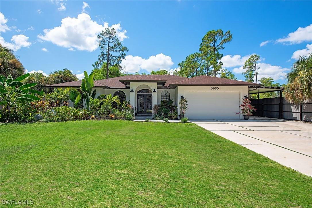 5960 Bur Oaks Ln., Naples, FL 34119