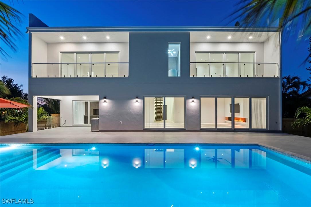 1135 Bluebird Ave., Marco Island, FL 34145