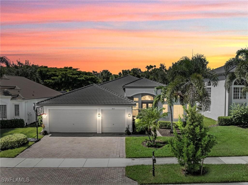 1813 Senegal Date Dr., Naples, FL 34119