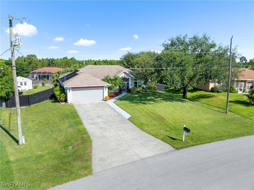 535 Durion Dr., Lehigh Acres, FL 33974