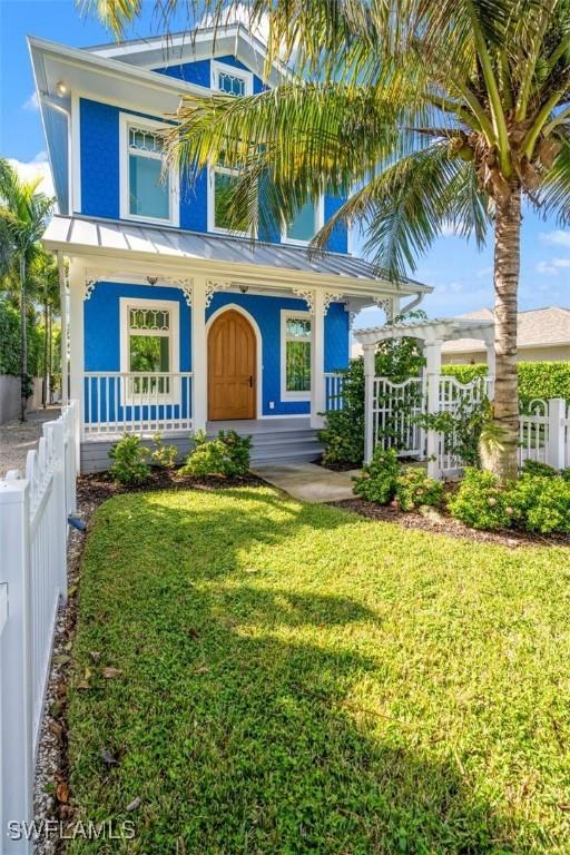 570 96th Ave., Naples, FL 34108