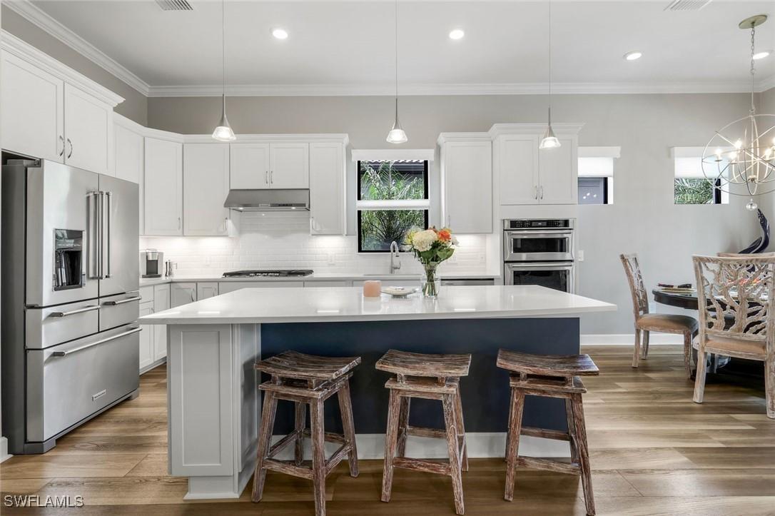 9721 Everglades Dr., Naples, FL 34120