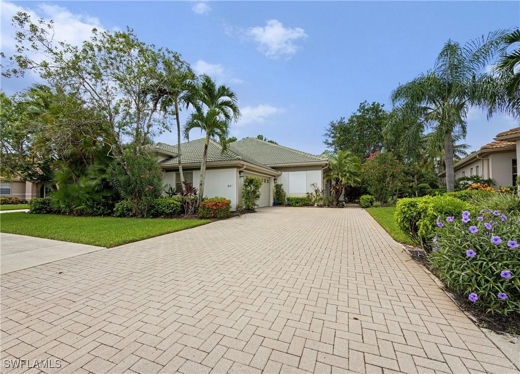 3641 Periwinkle Way, Naples, FL 34114