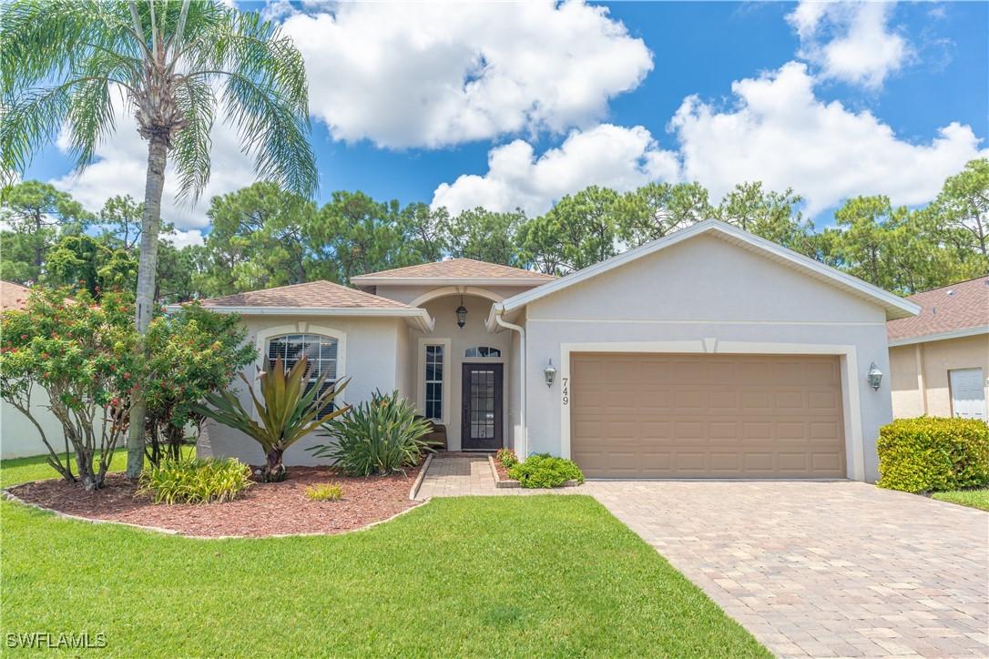 749 Crossfield Cir., Naples, FL