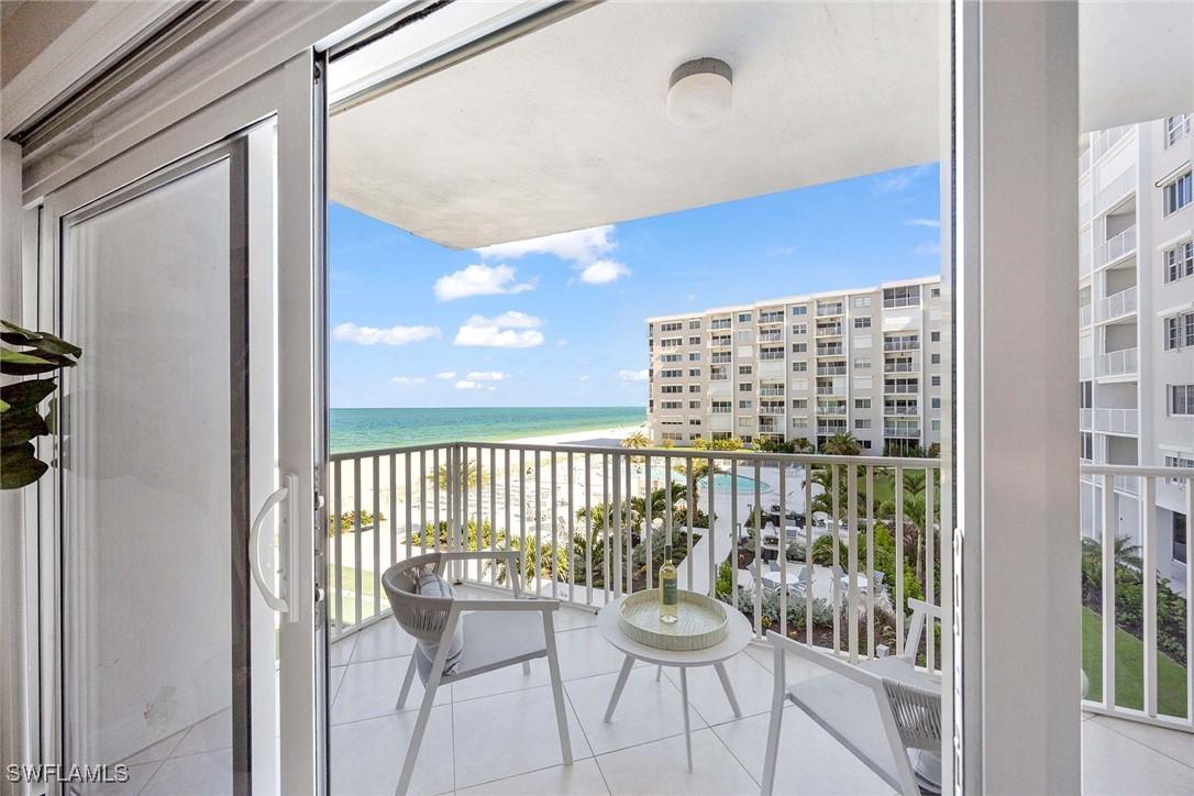 3443 Gulf Shore Blvd. #314, Naples, FL 34103