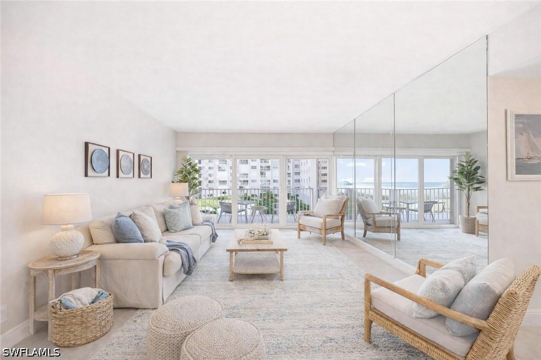 3443 Gulf Shore Blvd. #314, Naples, FL 34103
