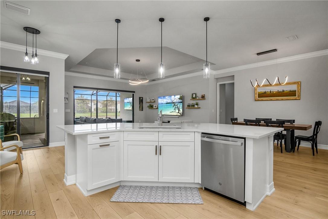 4705 Kensington Cir., Naples, FL 34119