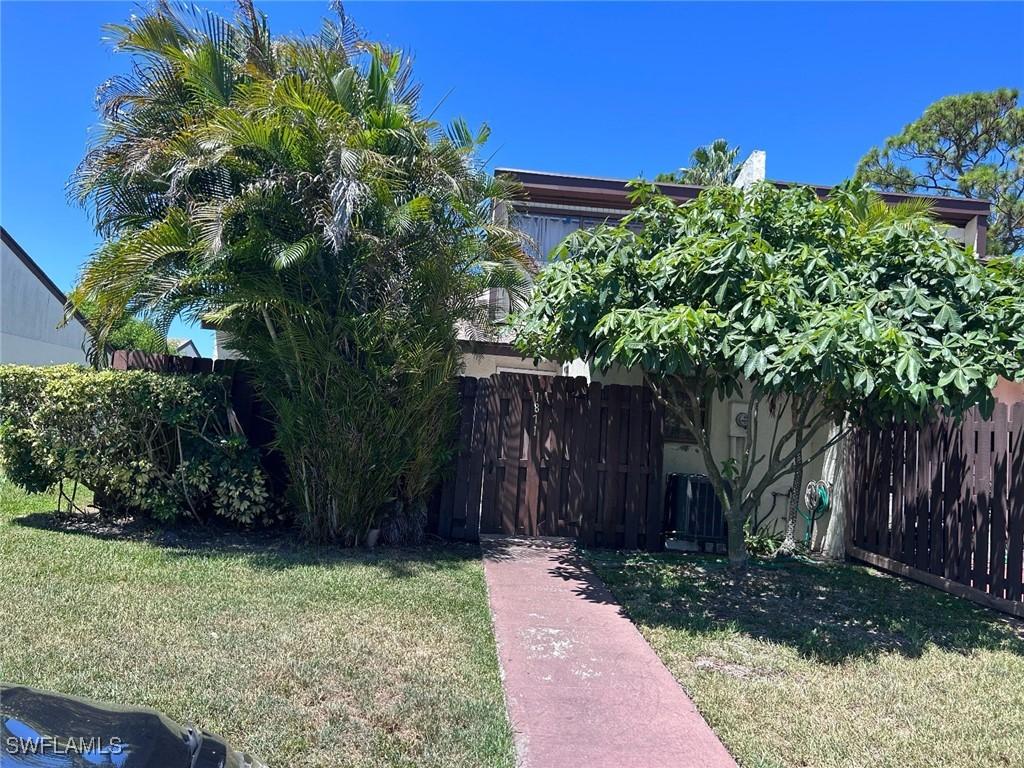 1871 Abbey Road 19a, West Palm Beach, FL 33415