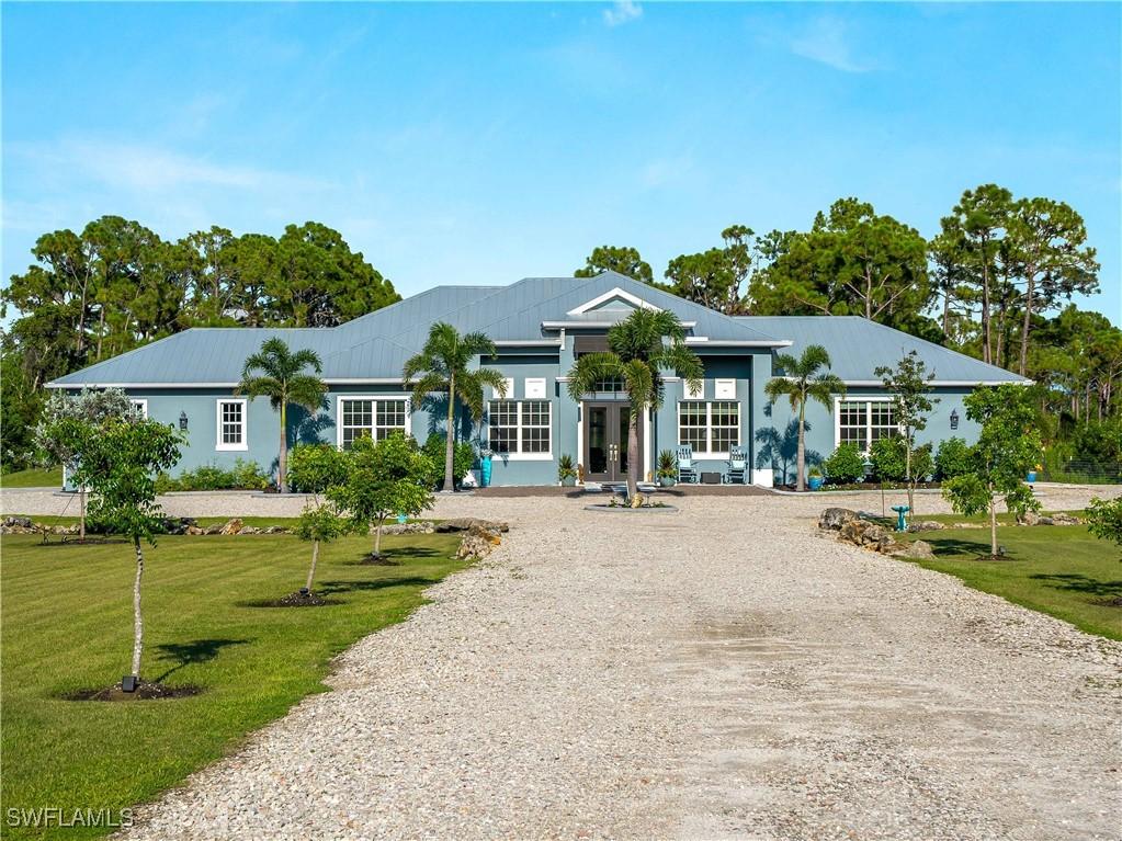 9016 Falcon Ct., Venice, FL 34293