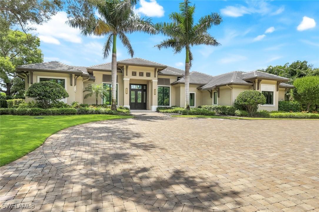 112 Hickory Rd., Naples, FL 34108