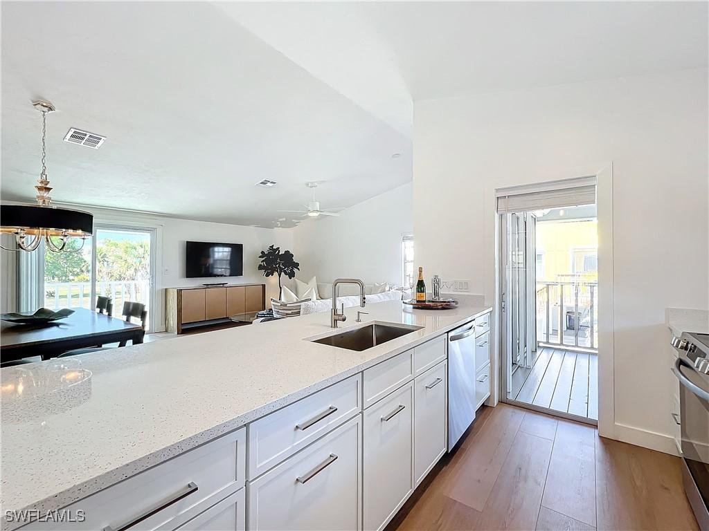 27569 Hickory View Dr., Bonita Springs, FL 34134