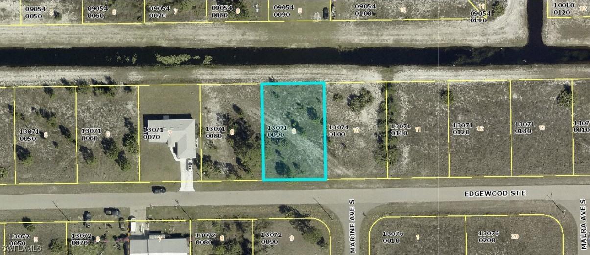 1123 Edgewood St., Lehigh Acres, FL 33974
