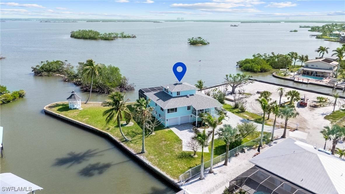 291 Flamingo St., Fort Myers Beach, FL 33931