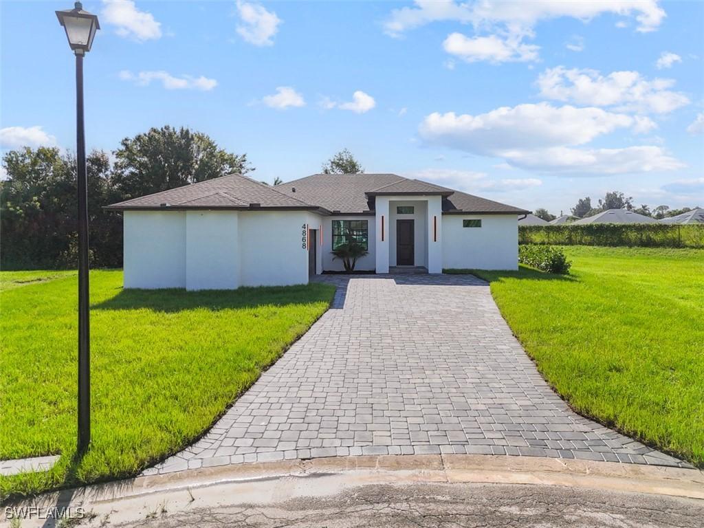 4868 Archie Ln., Fort Myers, FL 33905