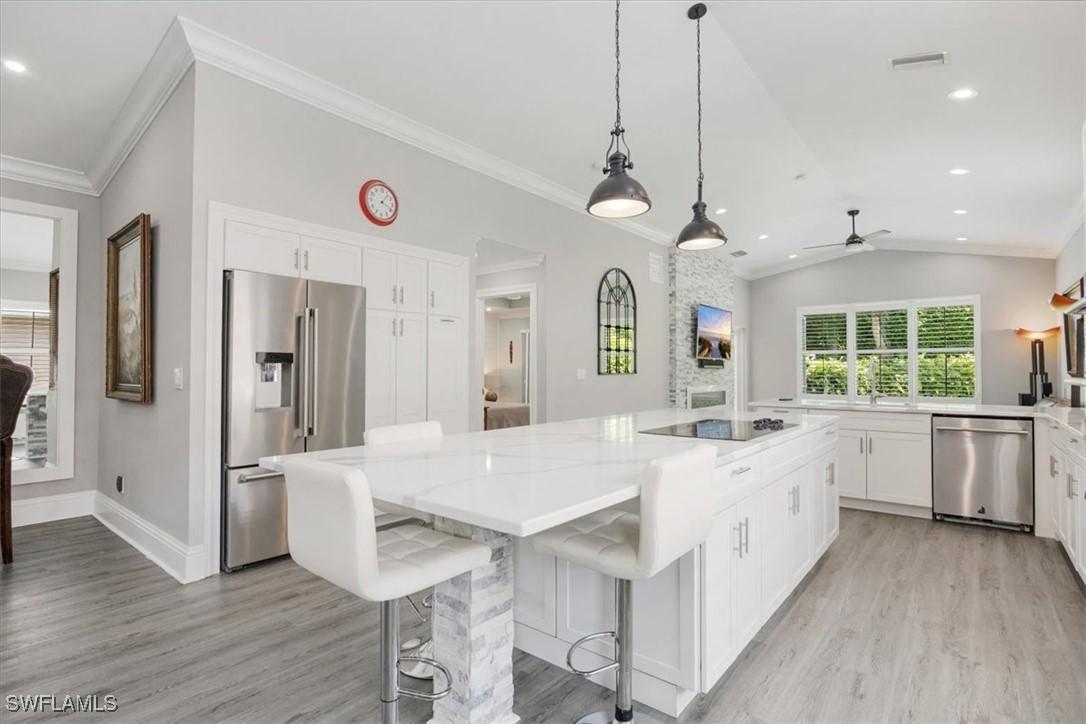 1591 Windamere Ln., Naples, FL 34119