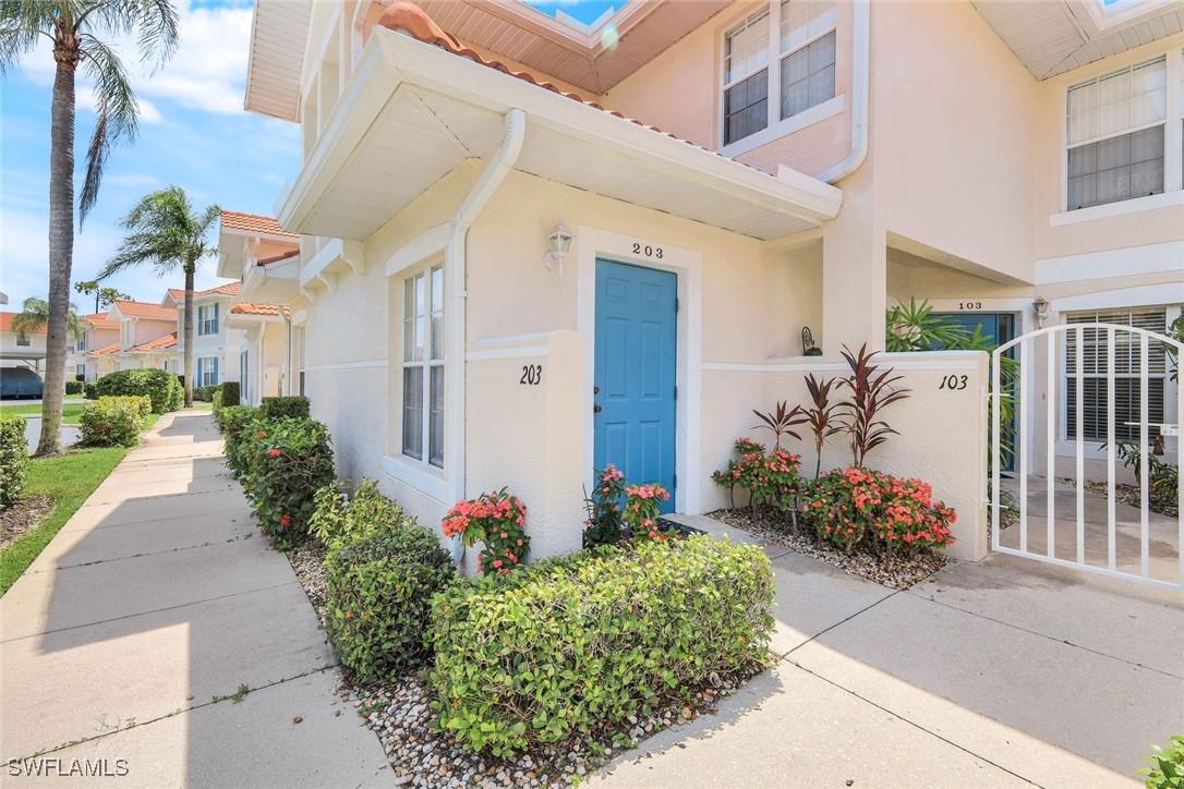 5015 Cedar Springs Dr. #103, Naples, FL 34110