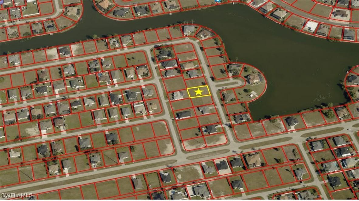 820 NW 19th Pl., Cape Coral, FL 33993