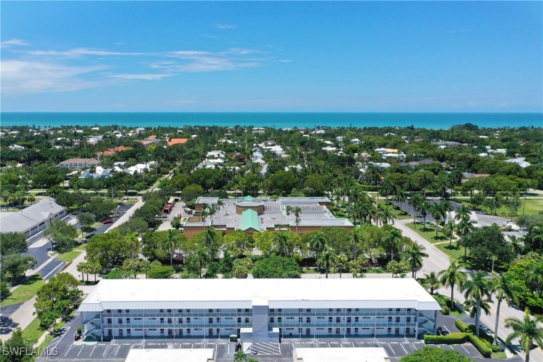 72 7th St. #209, Naples, FL 34102