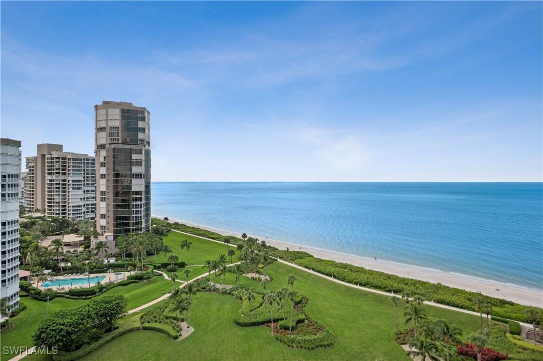 4551 Gulf Shore Blvd. #605, Naples, FL 34103
