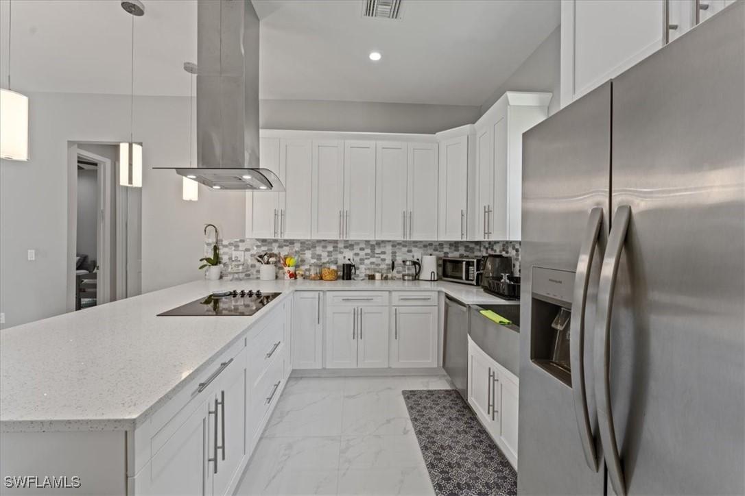 3219 64th Ave., Naples, FL 34120