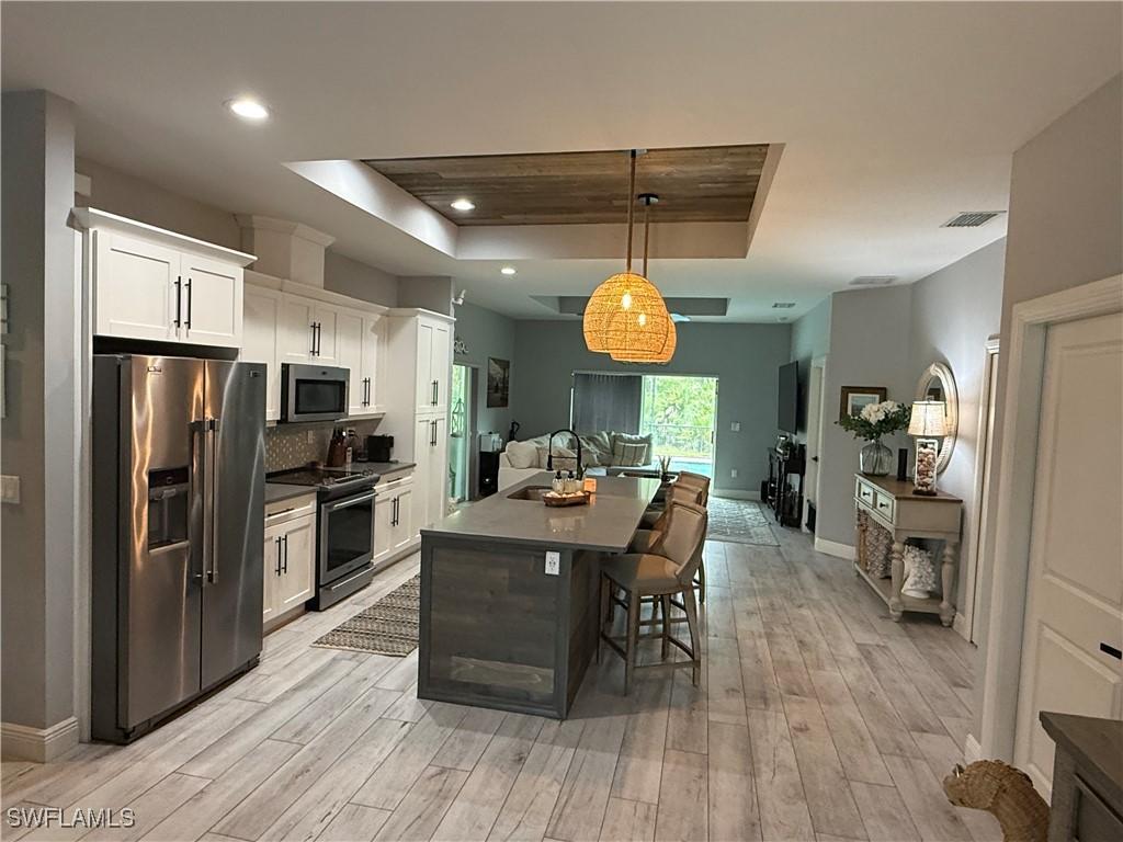 2131 22nd Ave., Naples, FL 34120