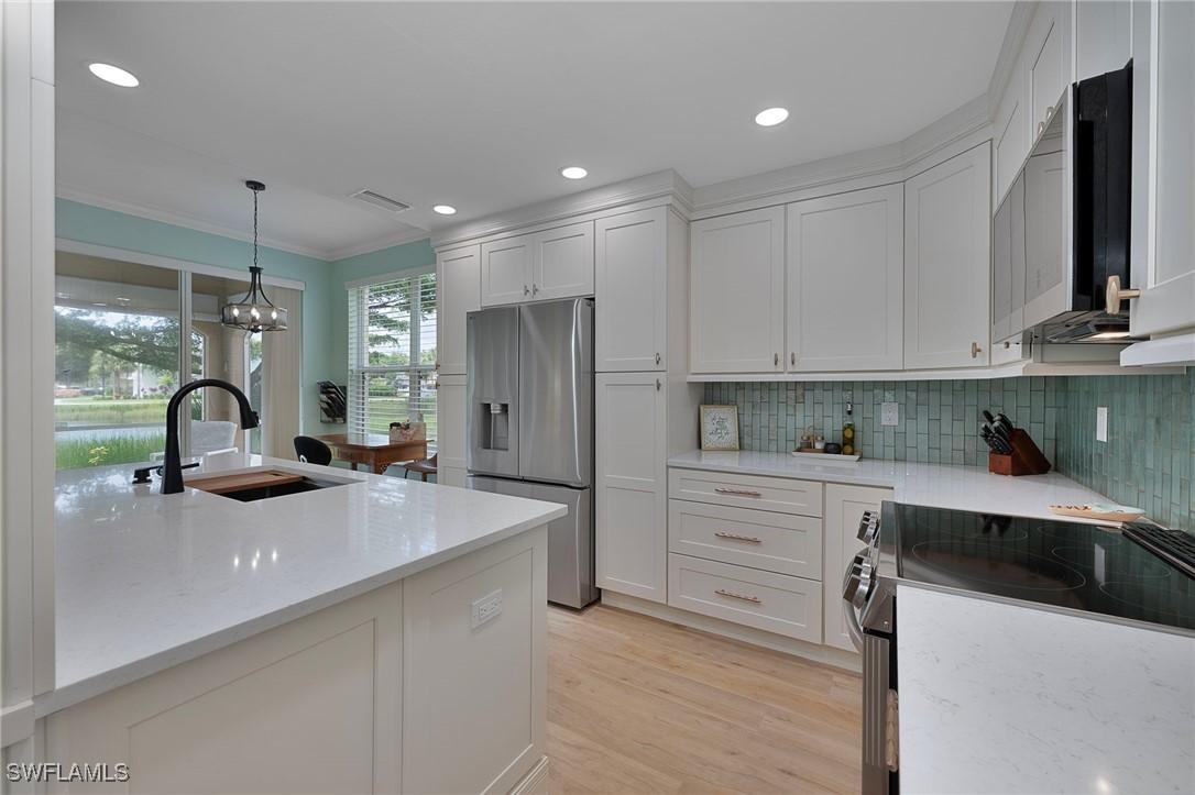 22974 Lone Oak Dr., Estero, FL 33928