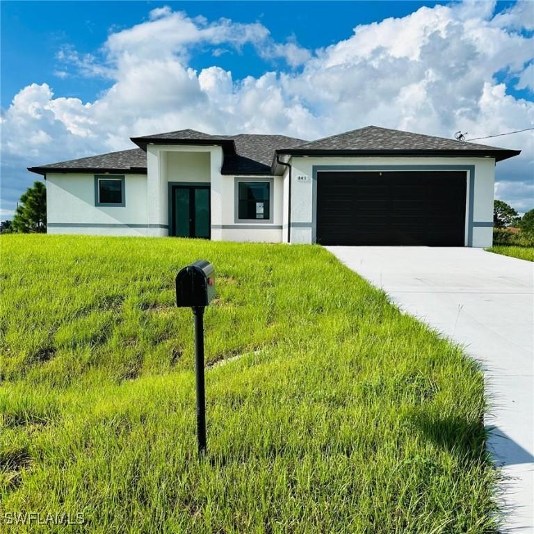 841 Colyer St., Lehigh Acres, FL 33974
