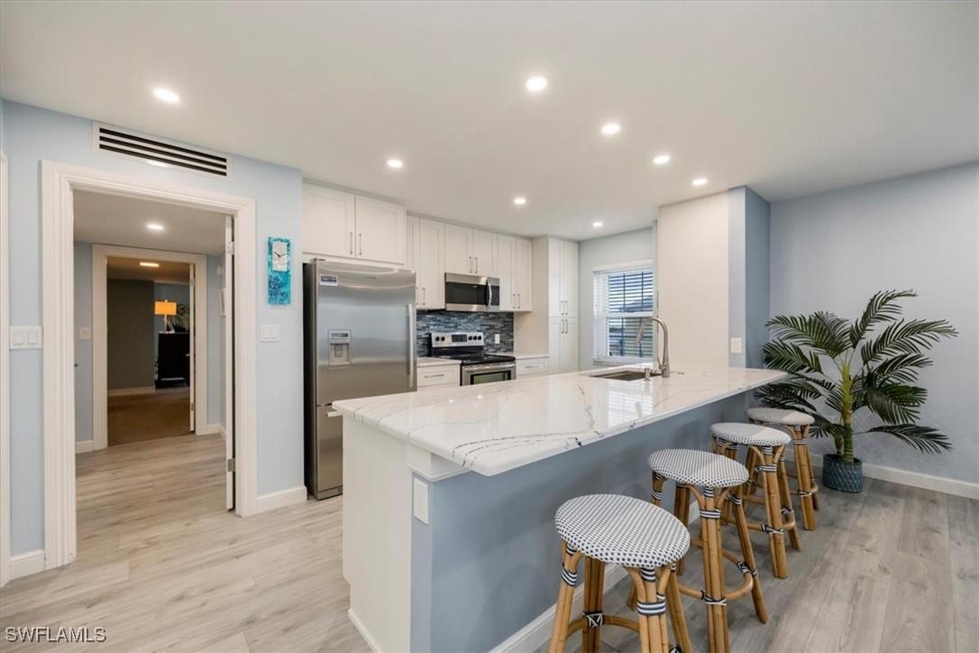 3483 Gulf Shore Blvd. #604, Naples, FL 34103