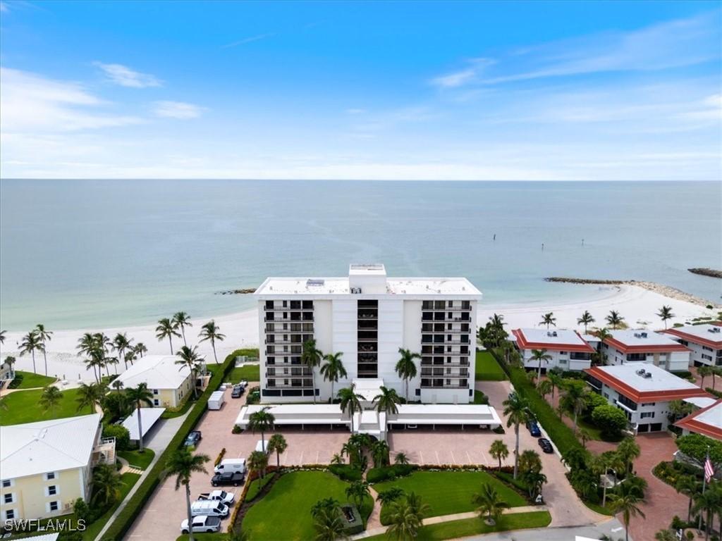 2171 Gulf Shore Blvd. #701, Naples, FL 34102
